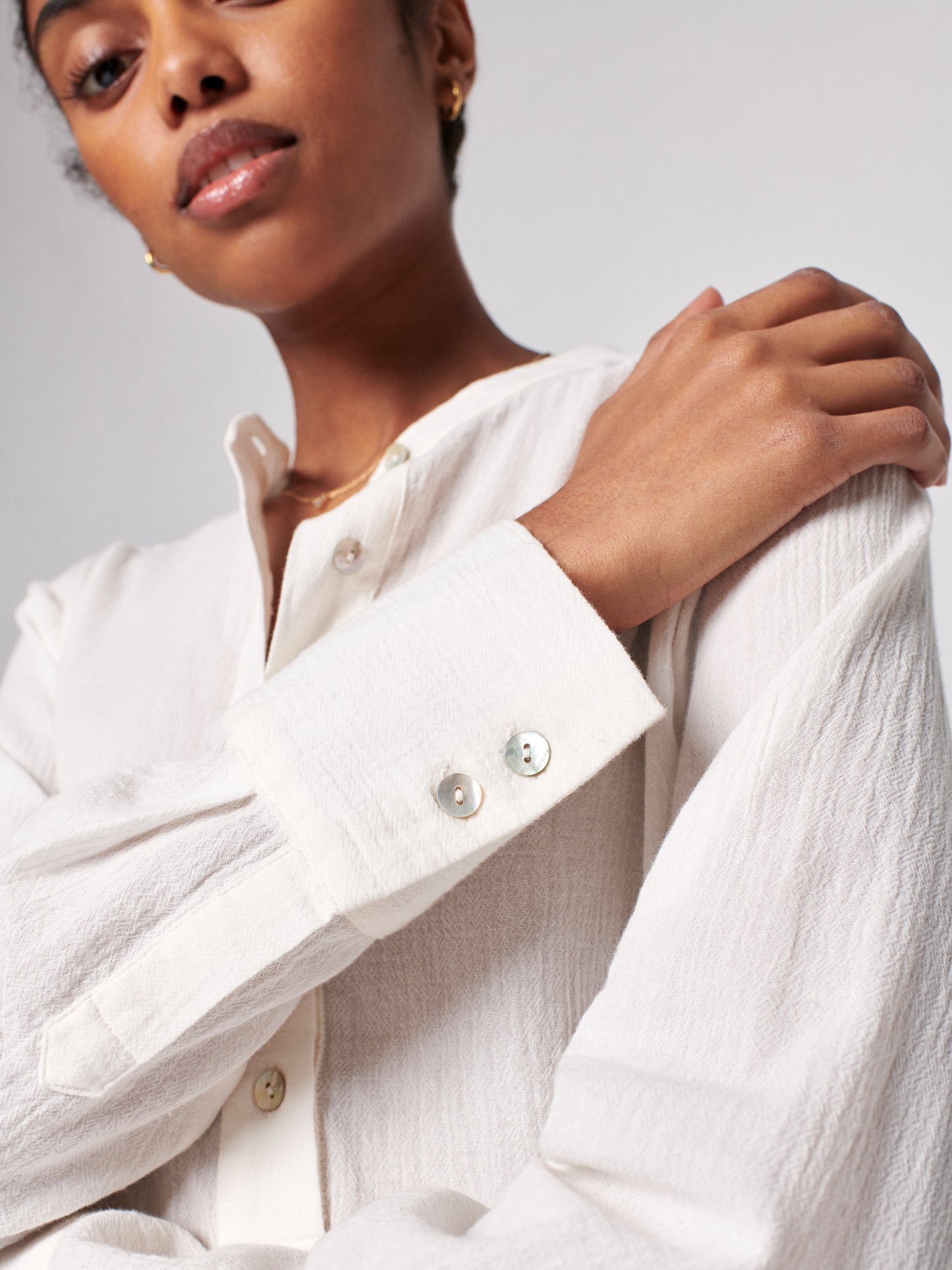 Dream Cotton Gauze Collarless Shirt - White